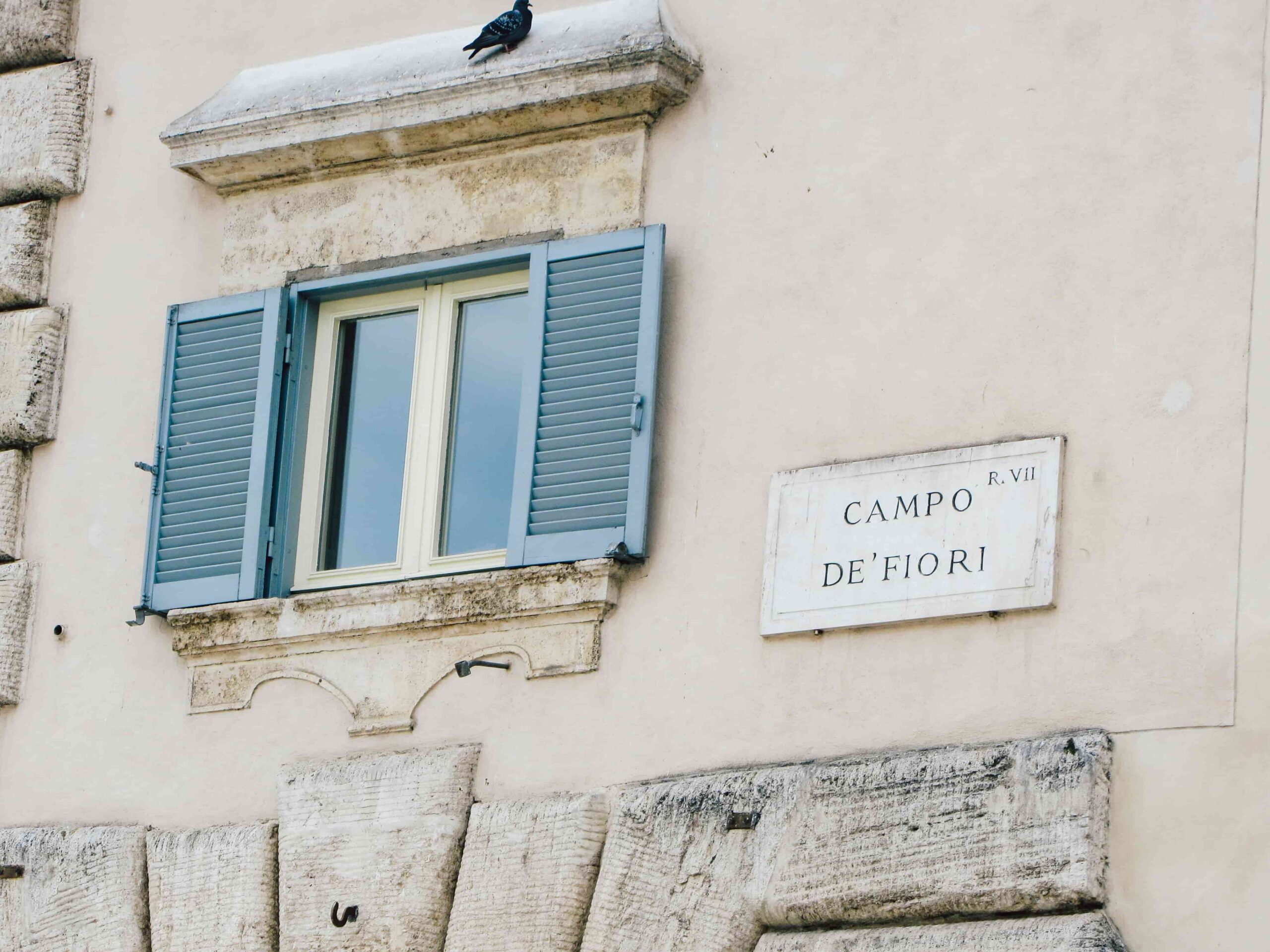 Immagine relativa a Campo de' Fiori: la vivace piazza del mercato di Roma