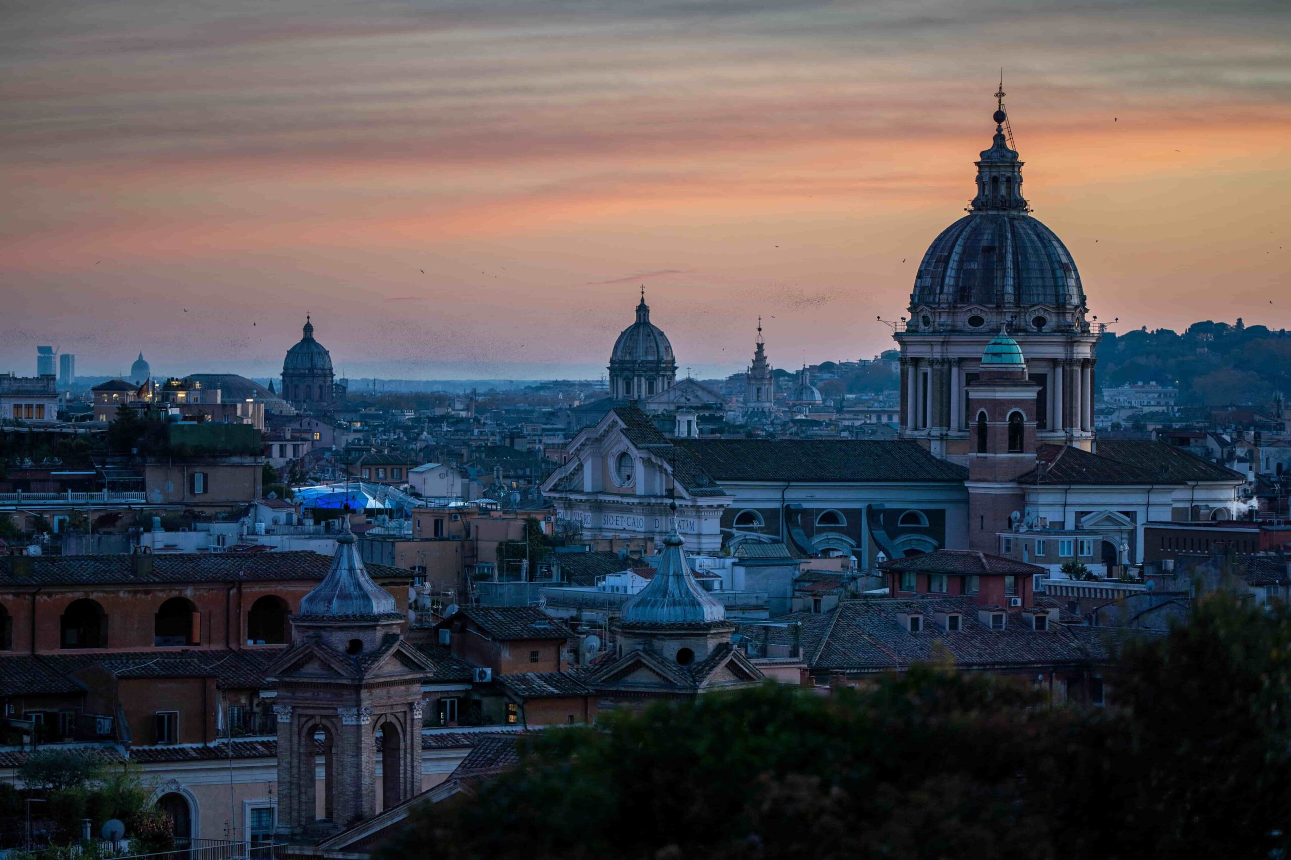 Bilde relatert til Hvor Lang er Flyturen fra NYC til Roma, Italia?