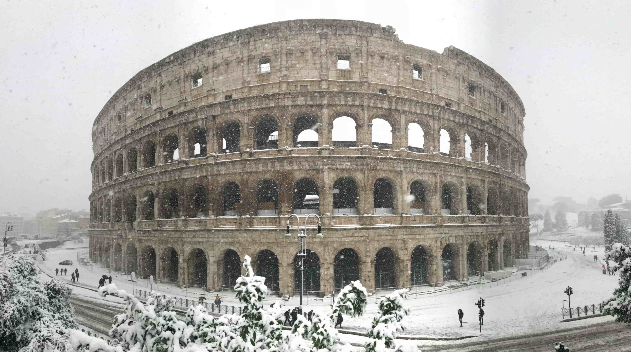 Imagem relacionada a Neva em Roma? Entendendo o Clima de Inverno da Cidade